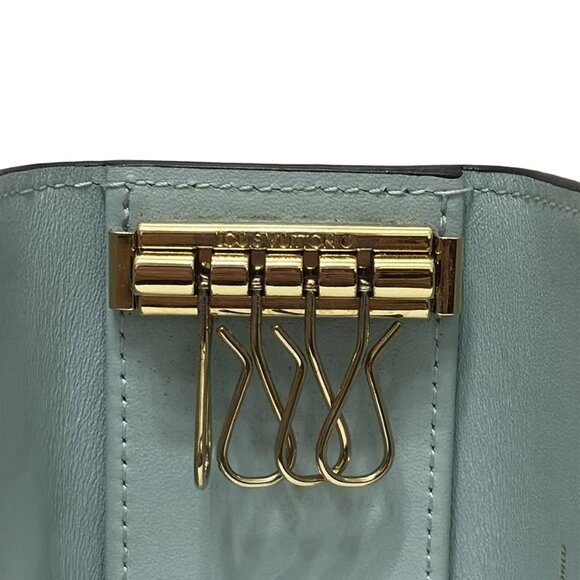 Authentic LOUIS VUITTON Multicles 4 Mahina RFID Wallet bran259-111425 - Picture 3 of 5